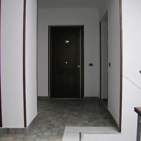 Politi Aparthotel Aeroporto di Catania Fontana Rossa