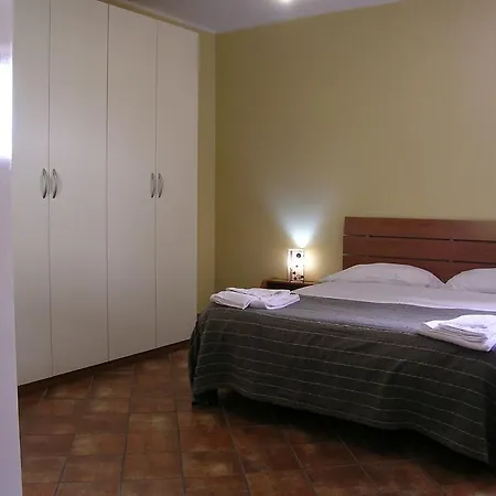 Aparthotel Politi Aeroporto di Catania Fontana Rossa