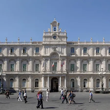 Politi Aparthotel Aeroporto di Catania Fontana Rossa
