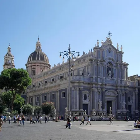 Politi Aparthotel Aeroporto di Catania Fontana Rossa