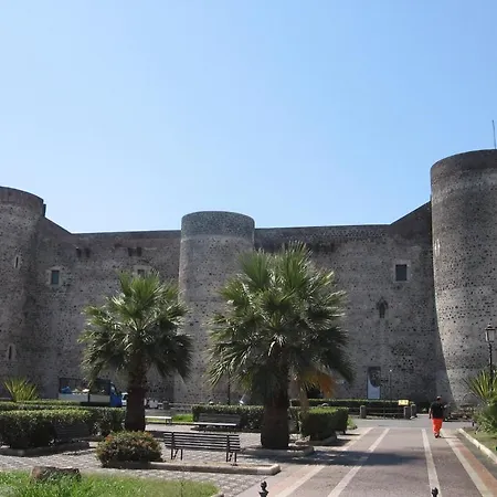 Politi Aparthotel