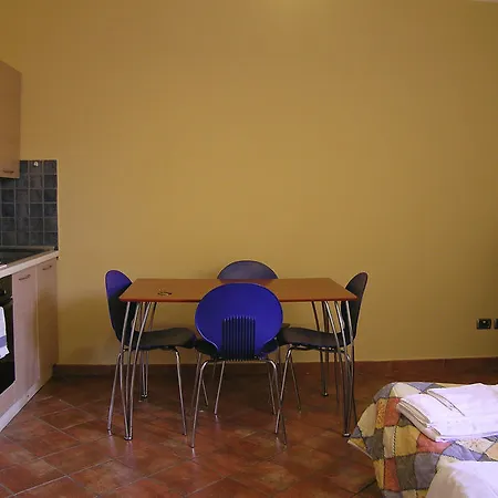 Aparthotel Politi 3*