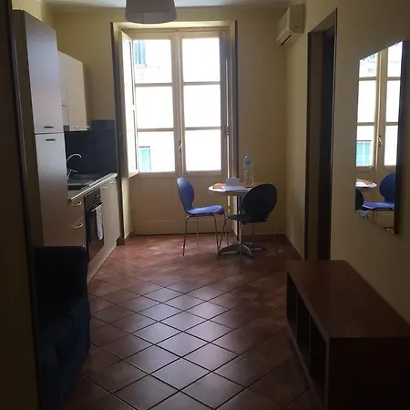Politi Aparthotel