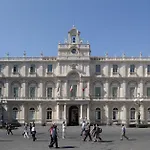 Politi Apart-hotel Catânia