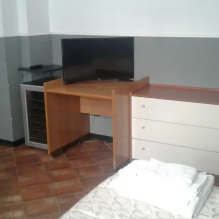 Politi Aparthotel